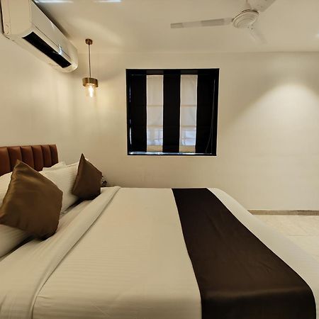 The Majlis Hotel - Colaba 뭄바이 외부 사진