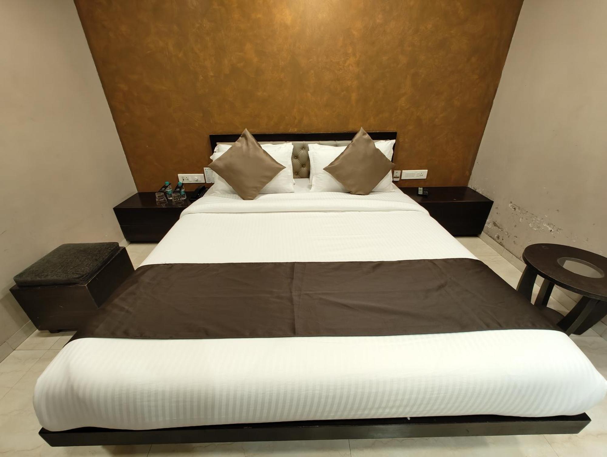 The Majlis Hotel - Colaba 뭄바이 외부 사진