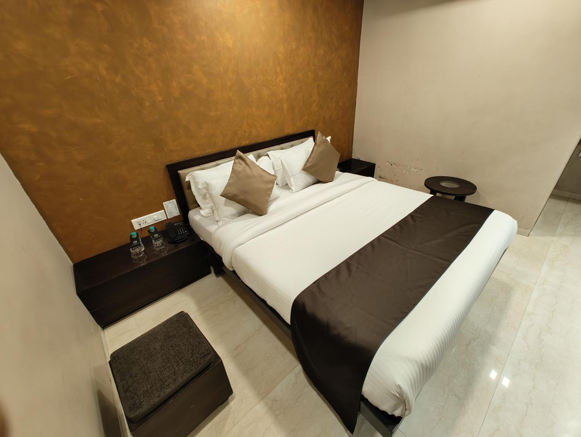 The Majlis Hotel - Colaba 뭄바이 외부 사진
